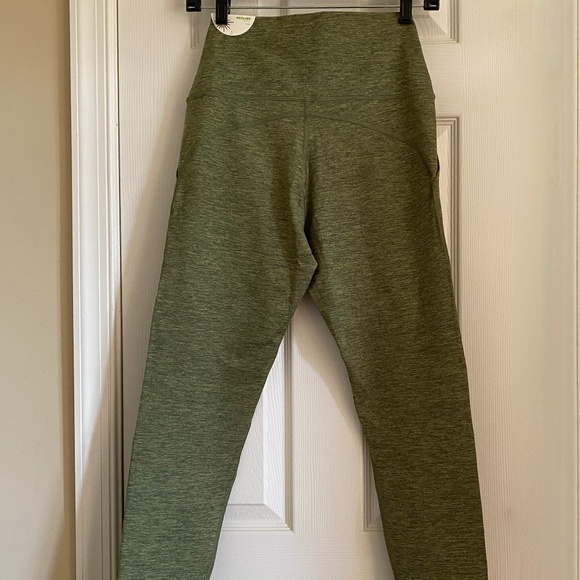 OFFLINE BY AERIE The Hugger Legging in Dark Green - Size Large L - NWT - Picture 4 of 8